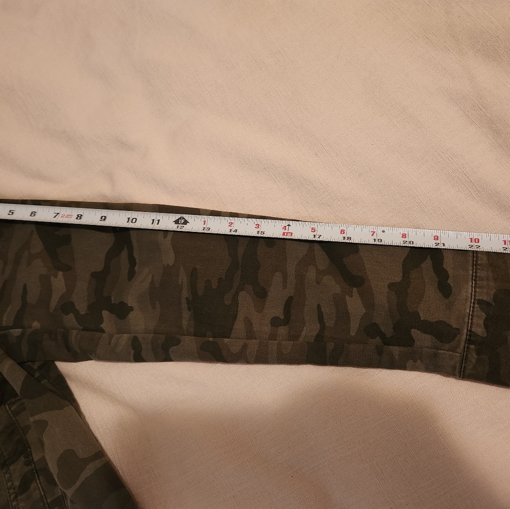 The Loft Camo Twill Jacket - Picture 7 of 7